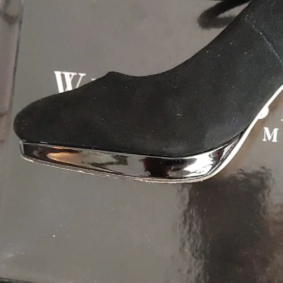 WHBM Black Juniper Heels - Picture 5 of 8
